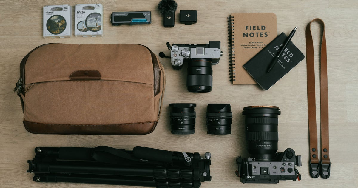 What’s In My Bag: A 2-Camera, 4-Lens Kit For Travel Photography YouTube Video Creation