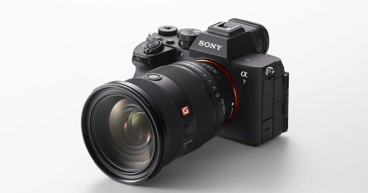 Sony Large Camera Sony 101: Introduction to Sony Cameras and Lenses | Sony | Alpha Universe