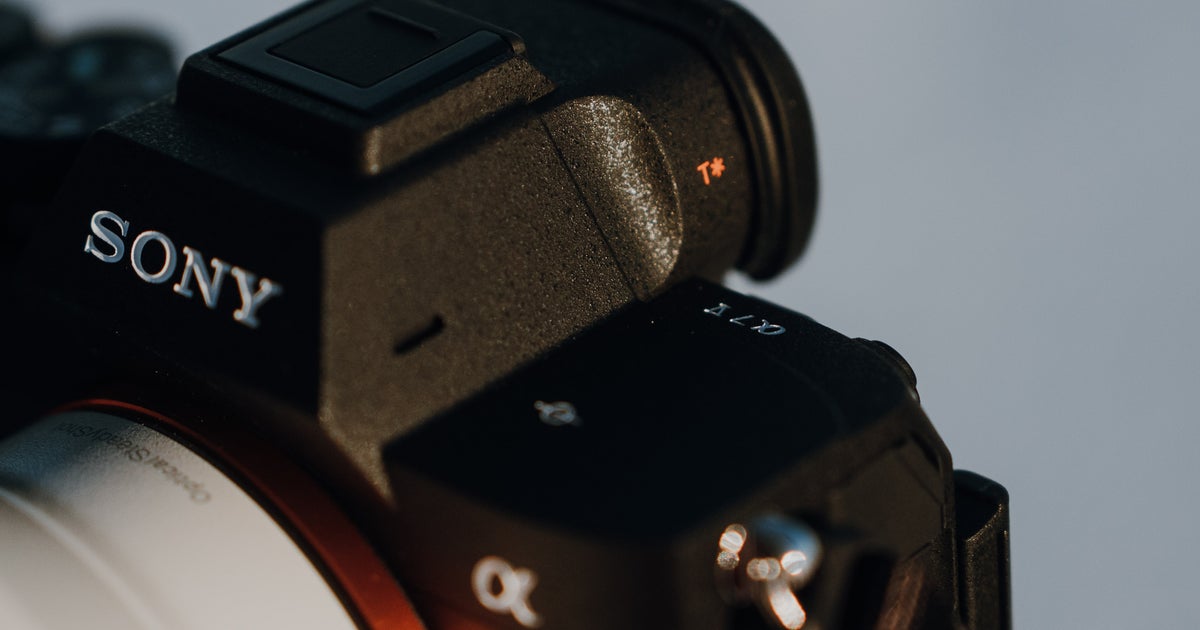 7 V Alpha 7 V Review: A Hybrid Camera Without Compromise | Sony | Alpha ...